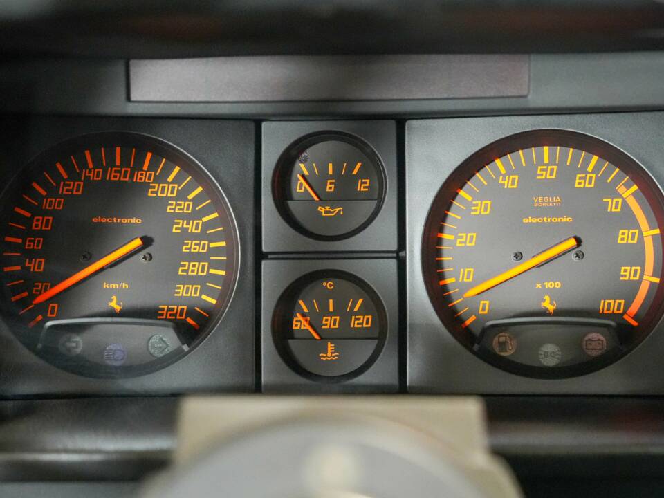 Bild 29/50 von Ferrari Testarossa (1990)