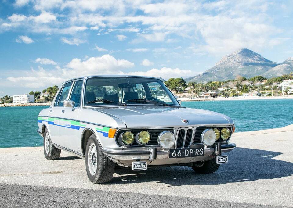 Image 3/8 of BMW 2800 (1973)