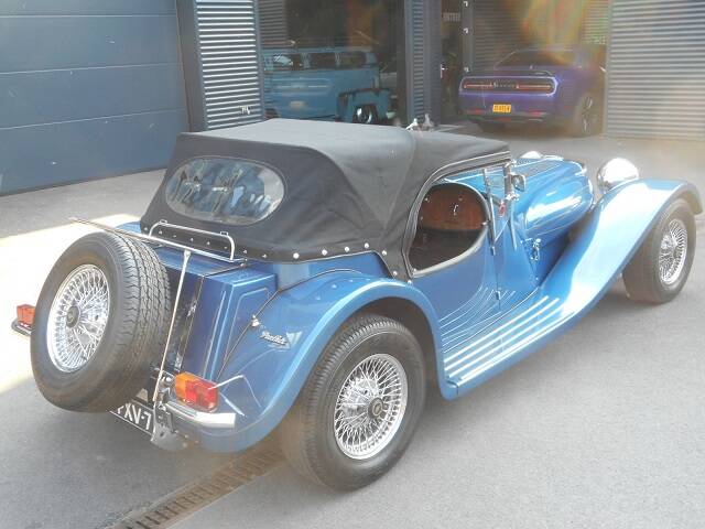 Image 11/27 of Panther J 72 (1980)