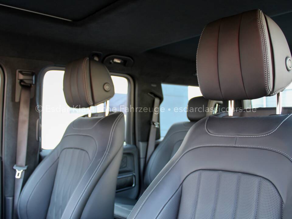 Image 23/32 of Mercedes-Benz G 500 (LWB) (2023)