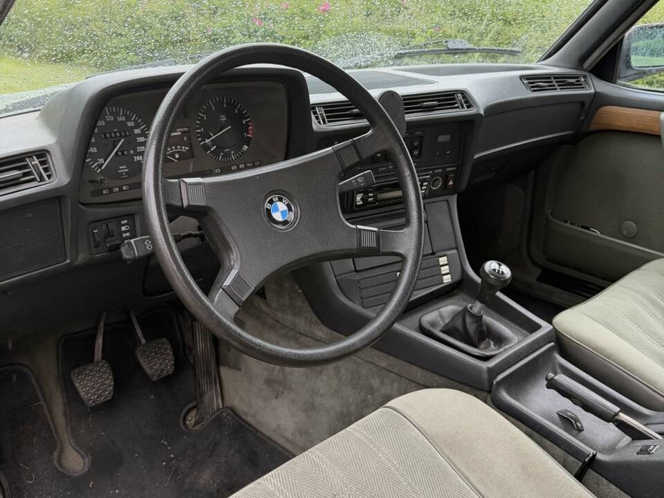 Bild 6/8 von BMW 728i (1983)
