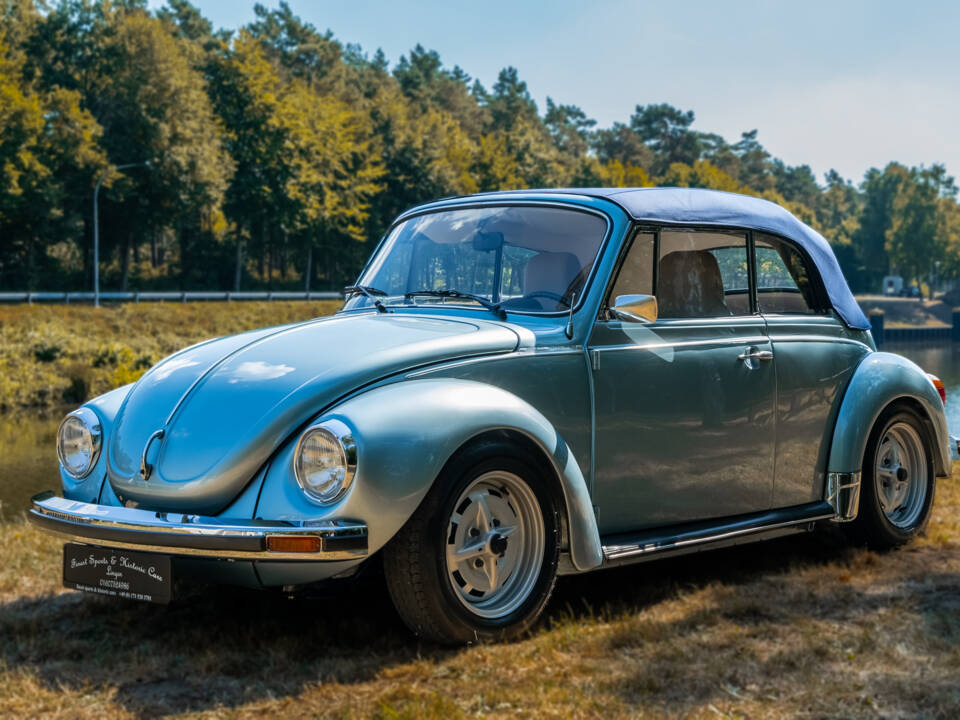 Image 1/33 of Volkswagen Beetle 1303 LS (1973)