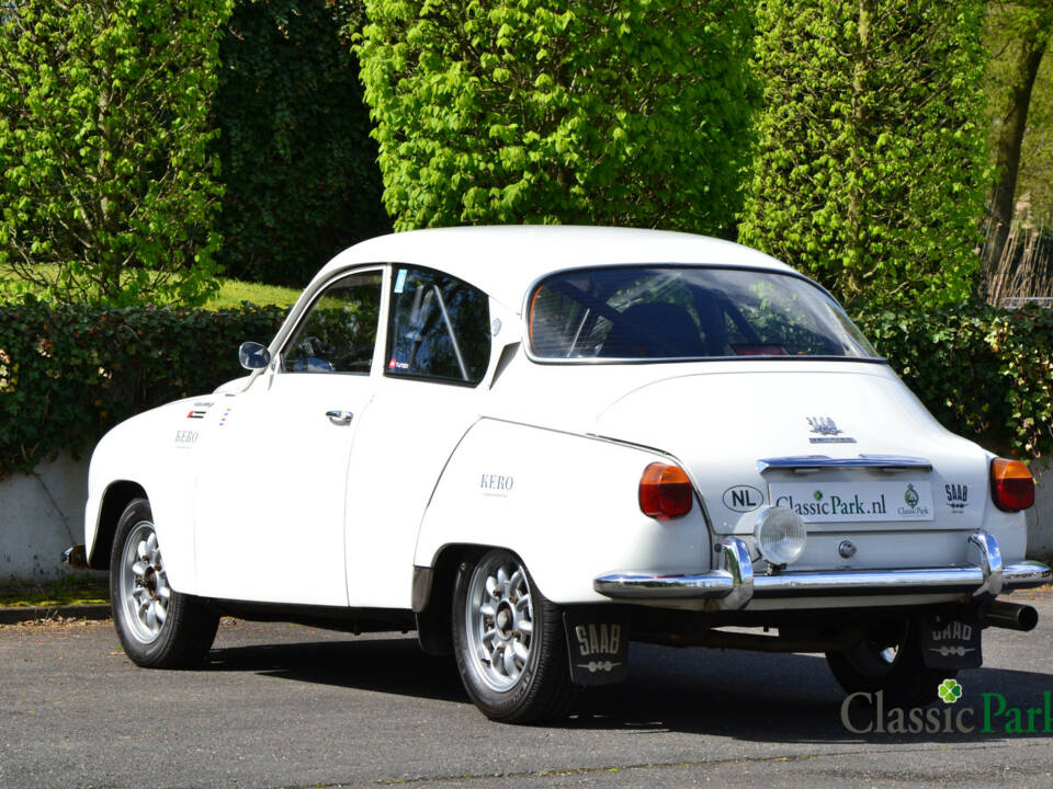 Image 3/46 of Saab 96 V4 (1972)