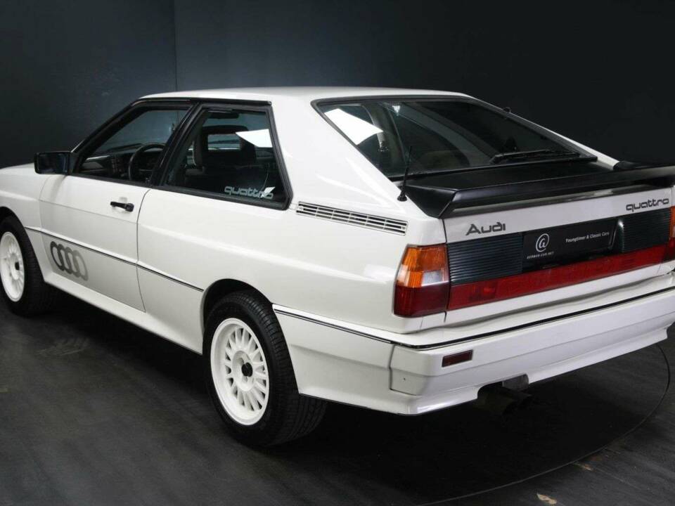 Afbeelding 6/49 van Audi quattro (1982)