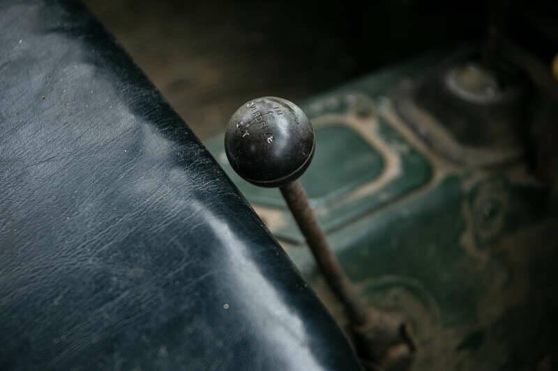 Image 33/40 of Land Rover 107 (1954)