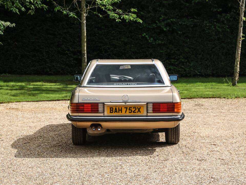 Afbeelding 12/40 van Mercedes-Benz 280 SL (1981)