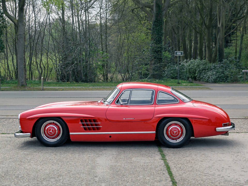 Image 9/38 of Mercedes-Benz 300 SL &quot;Gullwing&quot; (1955)
