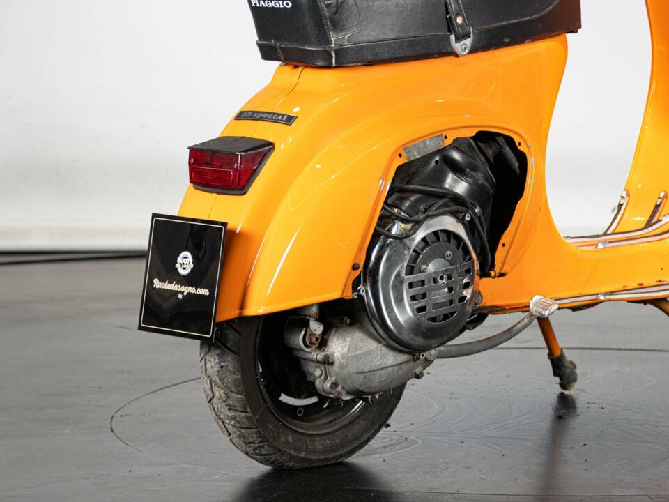 Afbeelding 21/33 van Piaggio Vespa 50 N Special (1974)