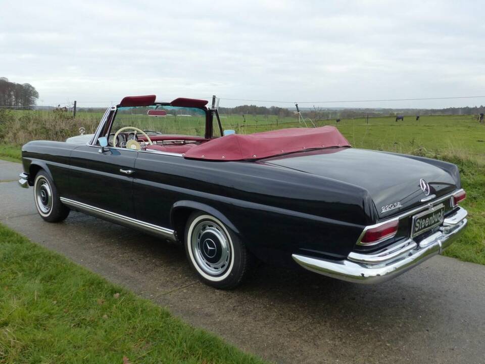 Mercedes-Benz 220 SE b Cabriolet (W 111) 1963