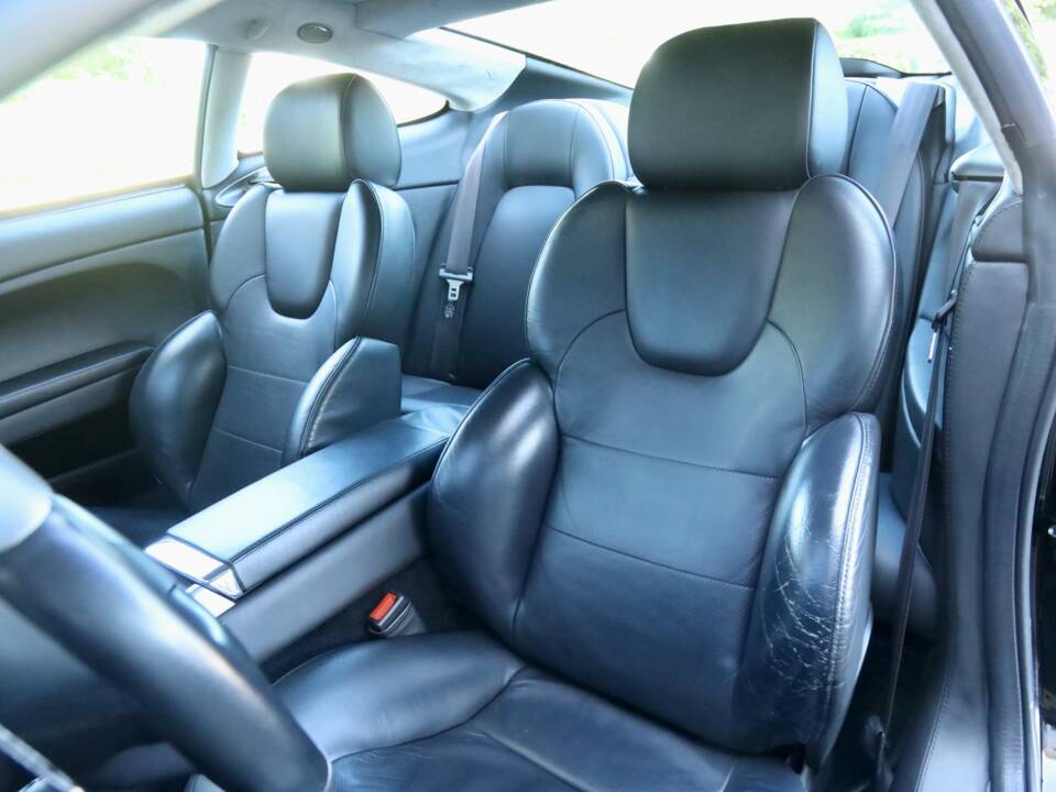 Image 19/50 of Aston Martin V12 Vanquish (2002)