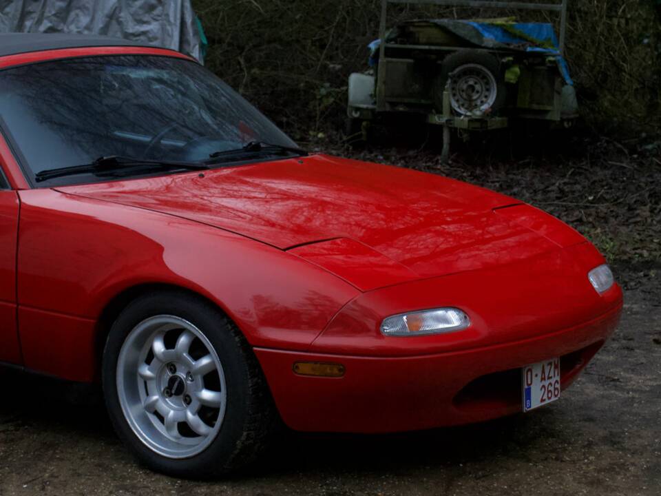 Image 5/8 de Mazda MX-5 1.6 (1990)