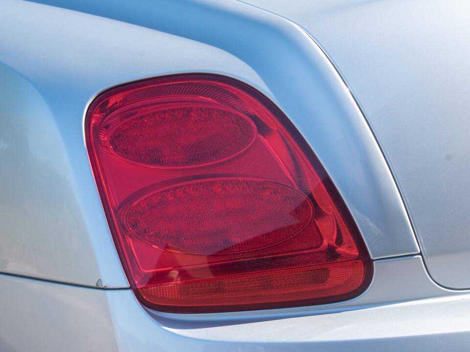 Image 40/50 of Bentley Continental Flying Spur (2007)