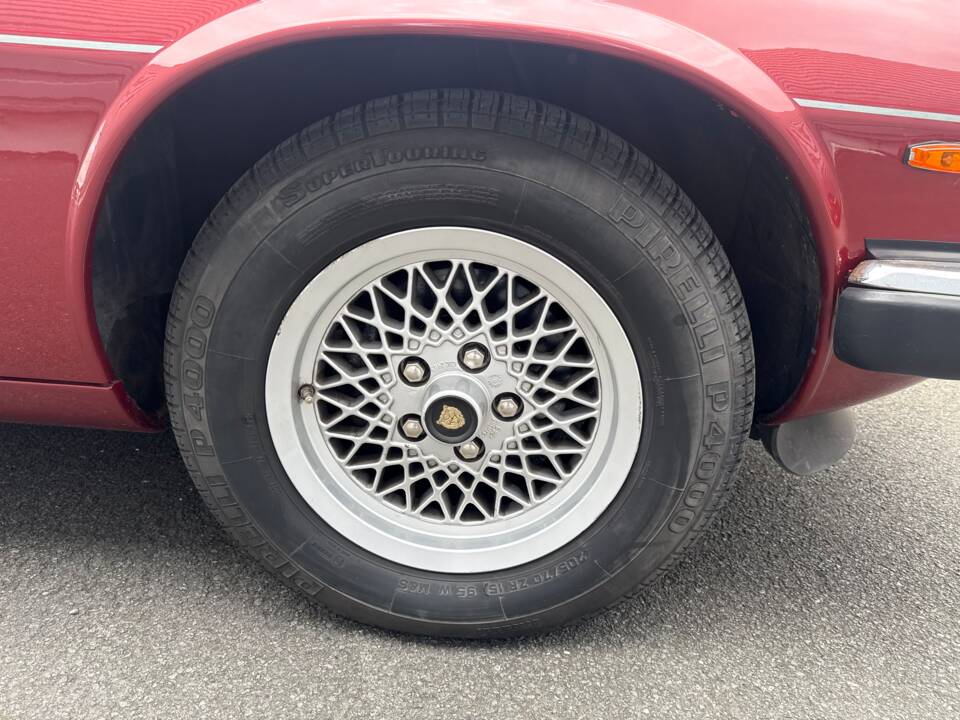 Image 10/64 of Jaguar XJ-S Convertible (1989)