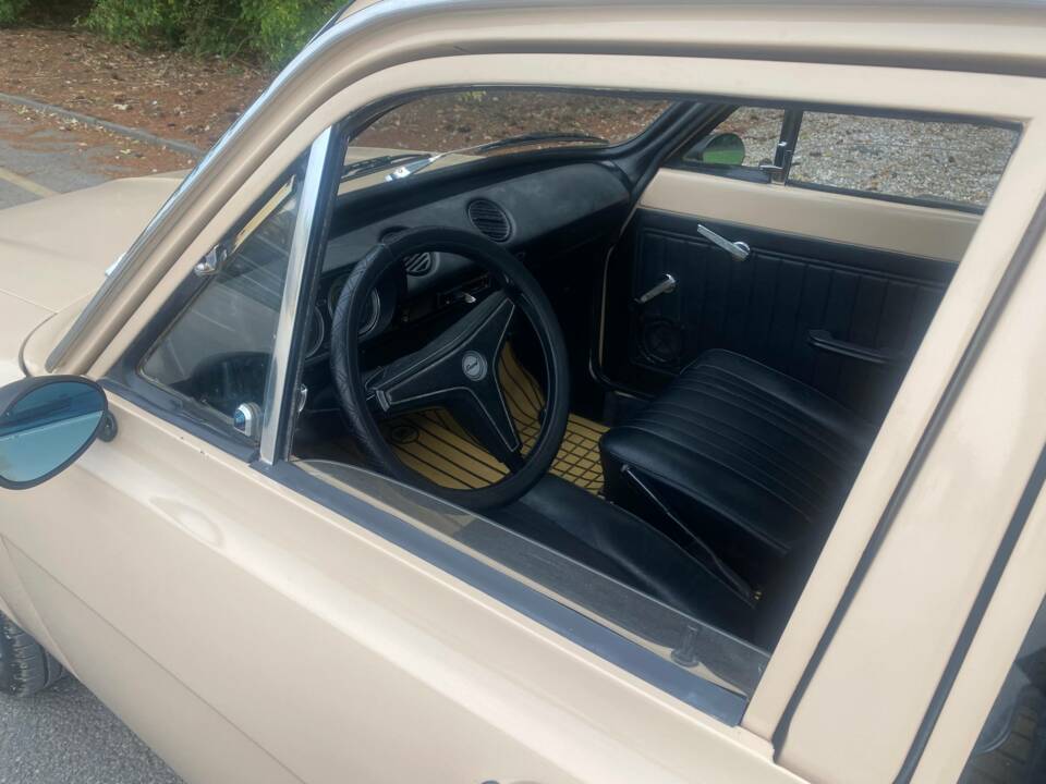 Afbeelding 74/98 van Ford Escort 940 DeLuxe (1970)