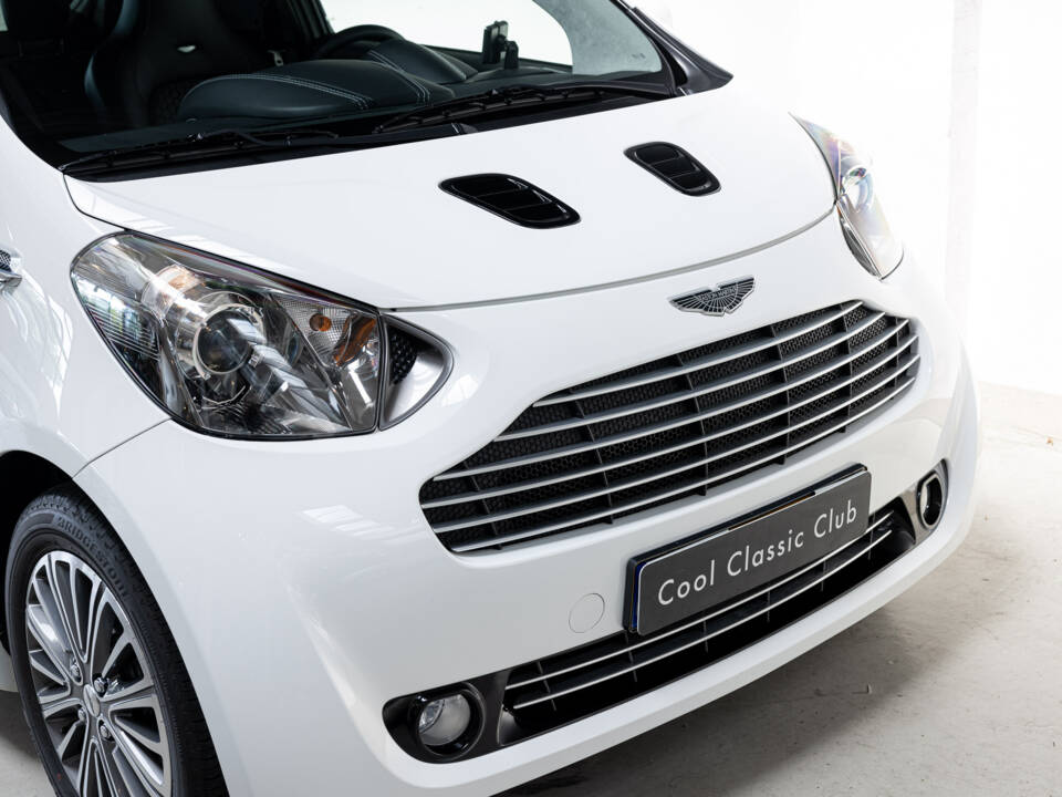 Bild 26/32 von Aston Martin Cygnet (2012)