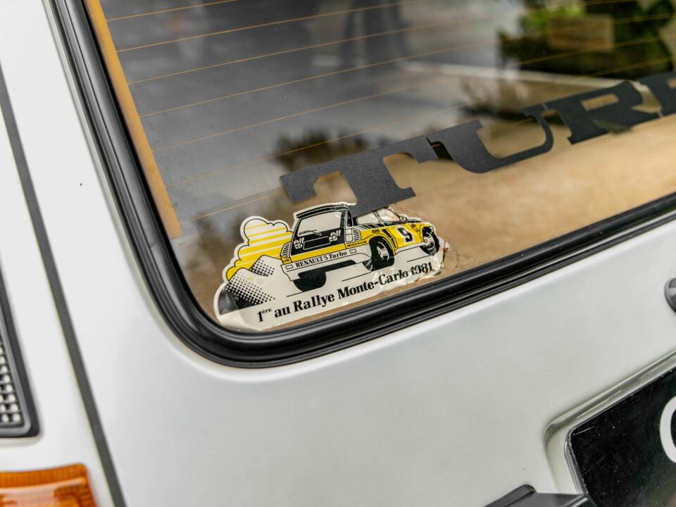 Image 22/49 of Renault R 5 Turbo 2 (1984)