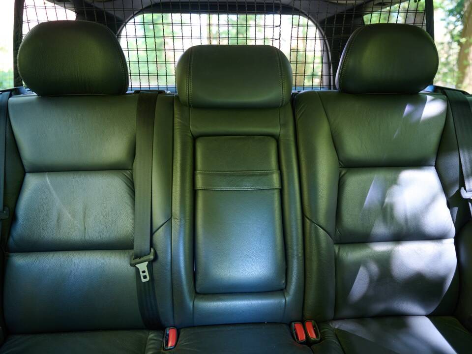 Image 45/50 of Volvo V 70 2.4 (2006)