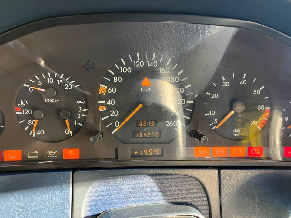 Bild 12/32 von Mercedes-Benz S 420 C (1996)