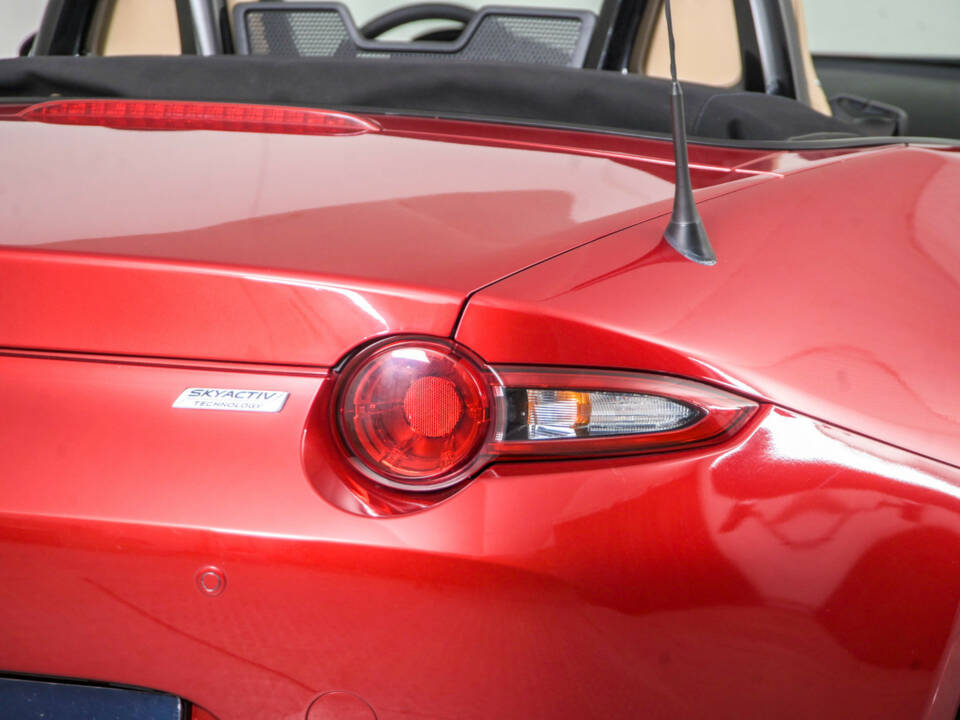 Image 30/50 of Mazda MX-5 2.0 (2015)