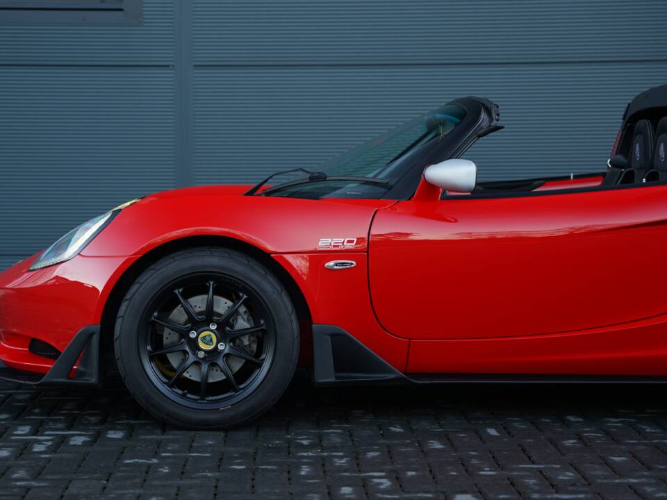 Image 39/50 of Lotus Elise Cup 250 (2017)