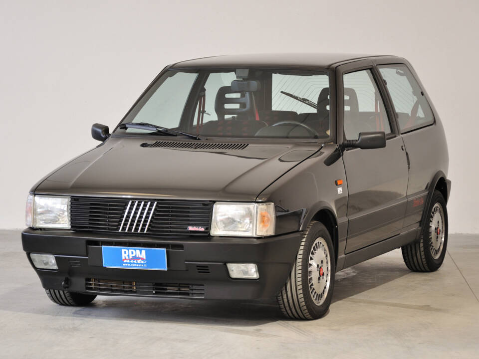 Image 3/57 de FIAT Uno Turbo i.e. (1989)