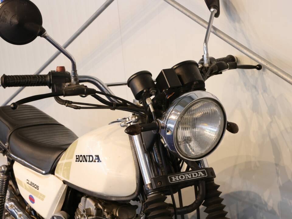 Bild 14/26 von Honda CL 250 S (1900)