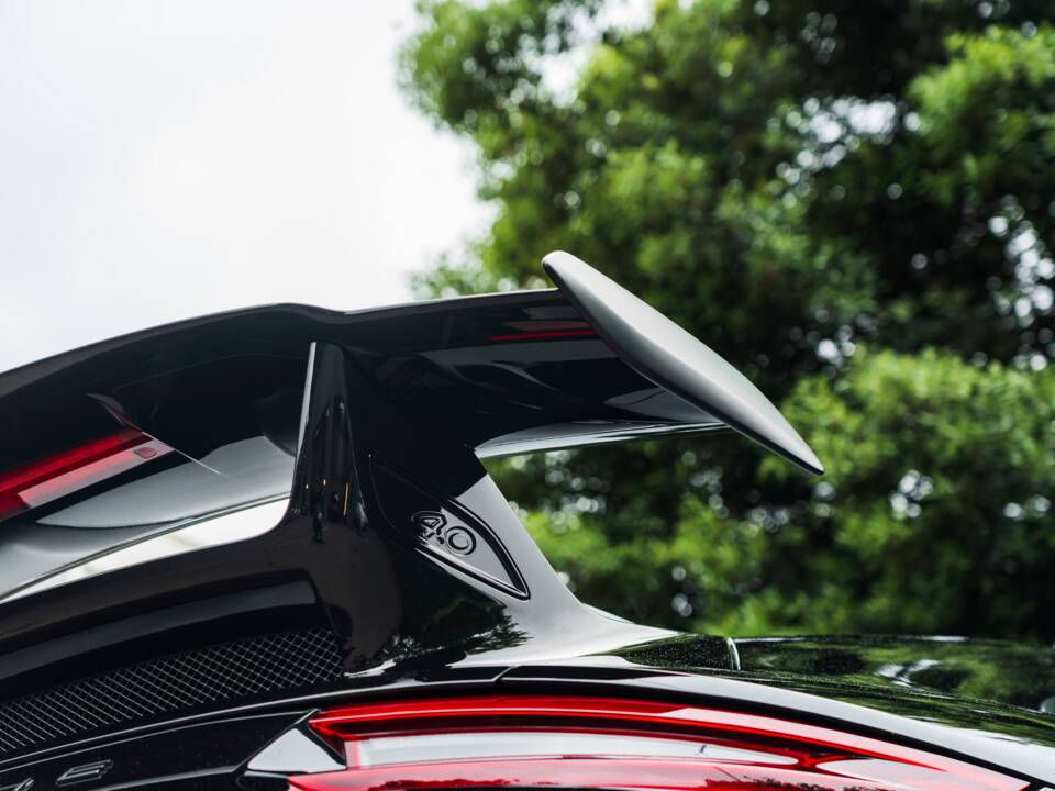 Afbeelding 11/52 van Porsche 911 GT3 (2017)