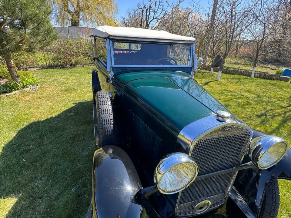 Image 32/52 of Opel 1,8 Litre "Moonlight Roadster" (1932)