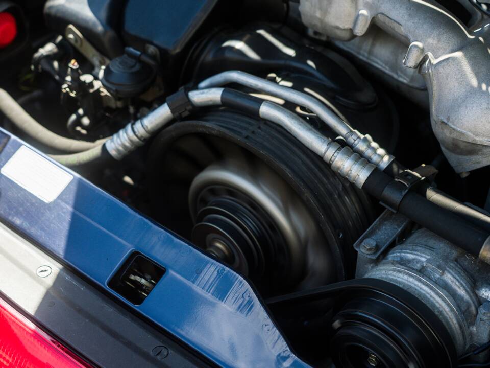 Bild 18/62 von Porsche 911 Carrera 4 (1996)