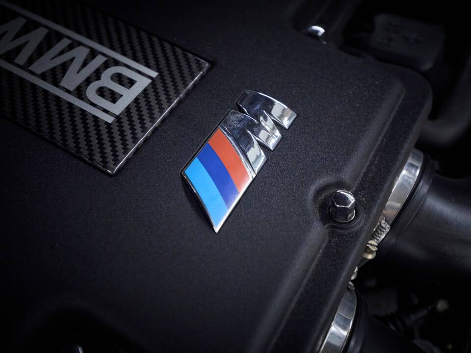 Image 96/99 of BMW M5 (2000)