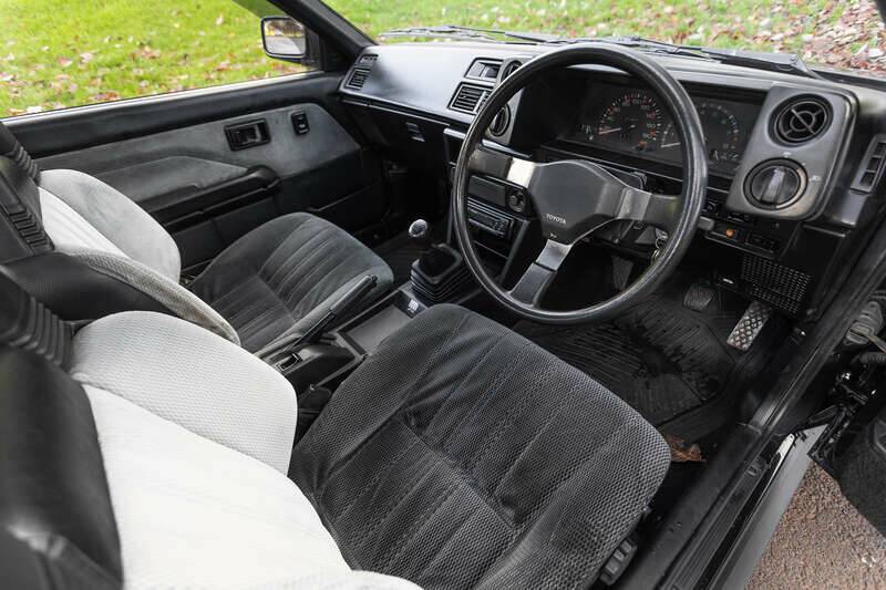 Immagine 2/50 di Toyota Corolla Liftback (1986)