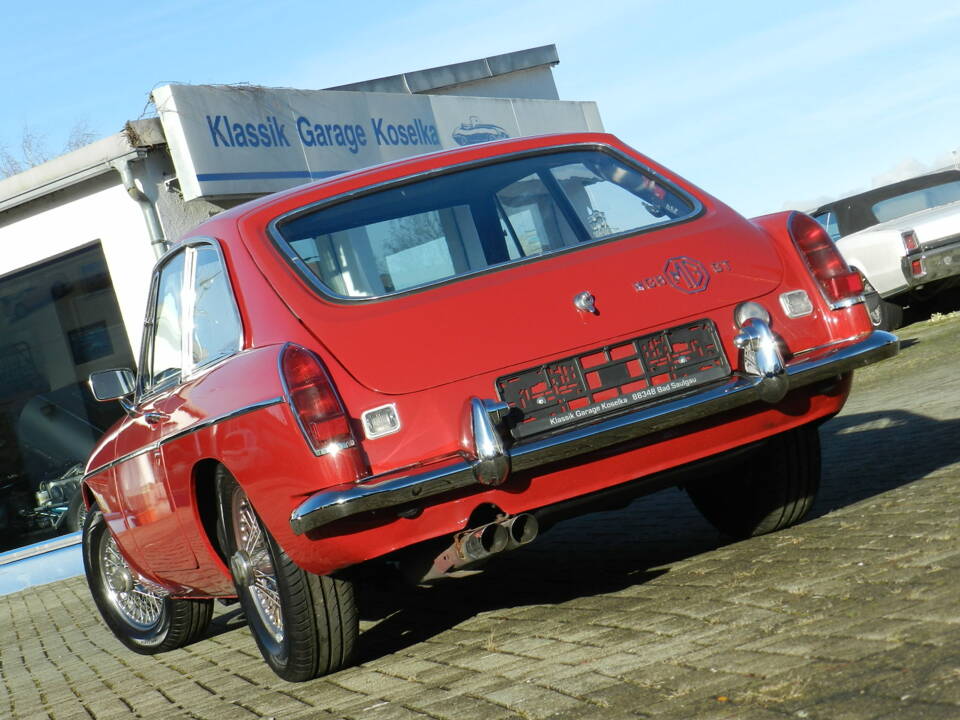 Imagen 11/75 de MG MGB GT (1969)