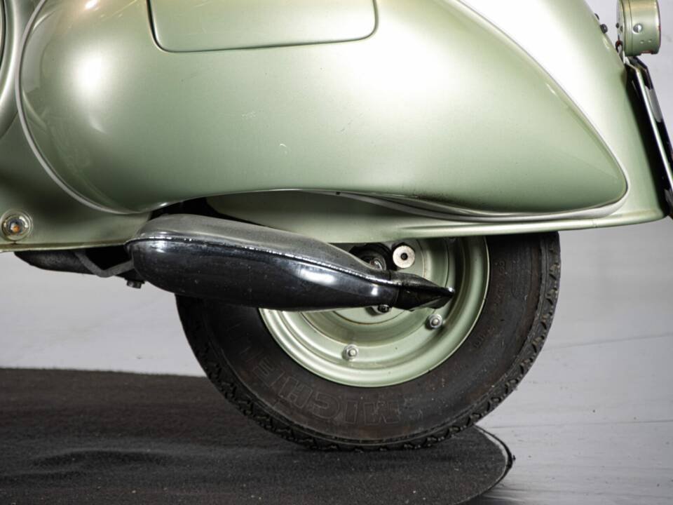 Immagine 23/50 di Piaggio Vespa 125 (1950)