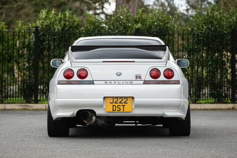 Immagine 7/29 di Nissan Skyline GT-R (1995)