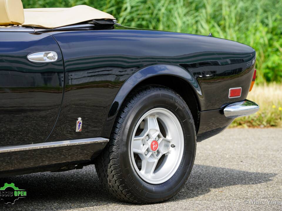 Image 28/42 of FIAT Spider 2000 (1981)
