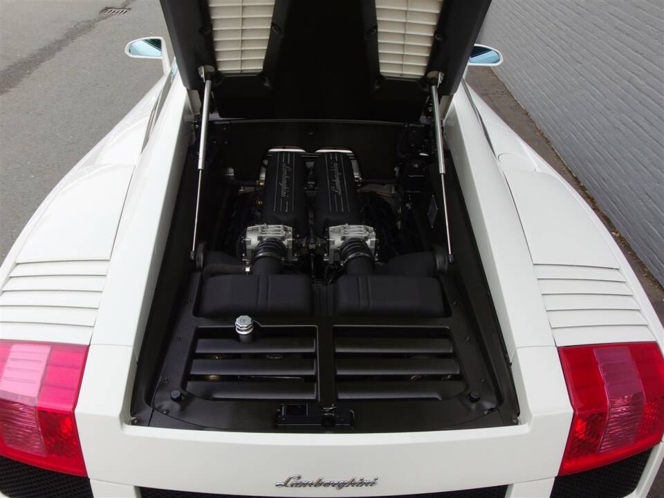 Image 87/100 of Lamborghini Gallardo (2005)