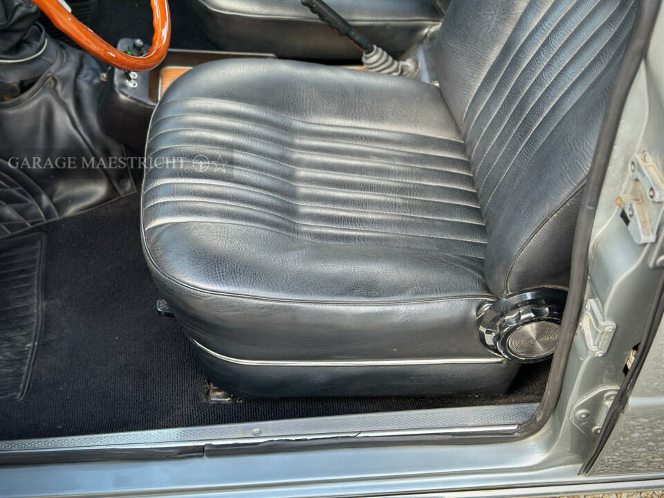Bild 61/97 von Alfa Romeo Giulia Super 1.3 (1973)