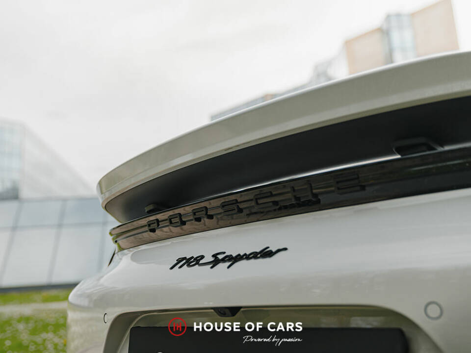 Image 24/44 de Porsche 718 Boxster Spyder (2022)