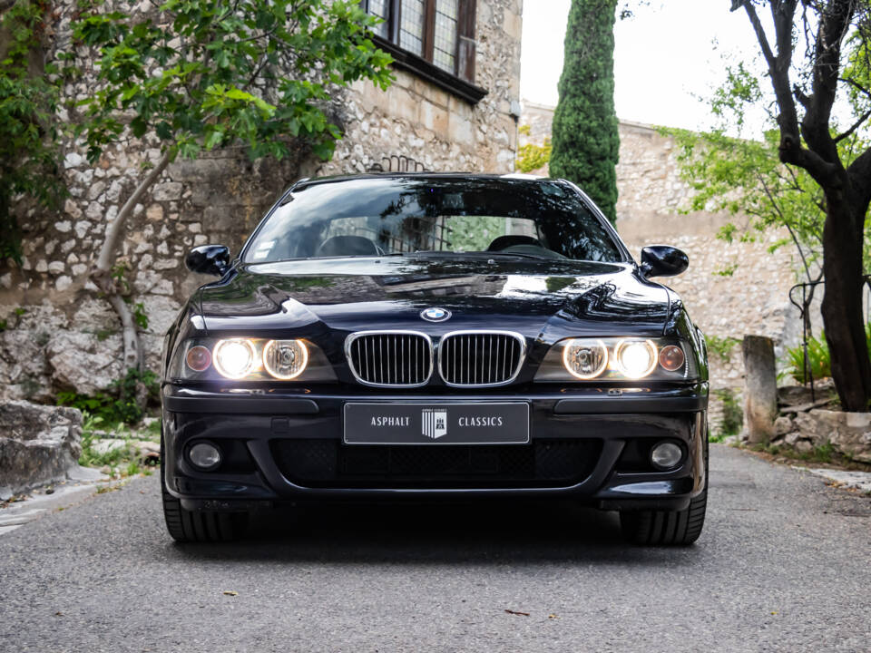 Immagine 48/50 di BMW M5 (1999)