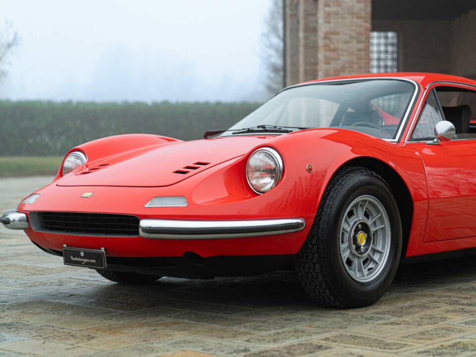 Bild 14/50 von Ferrari Dino 246 GT (1971)