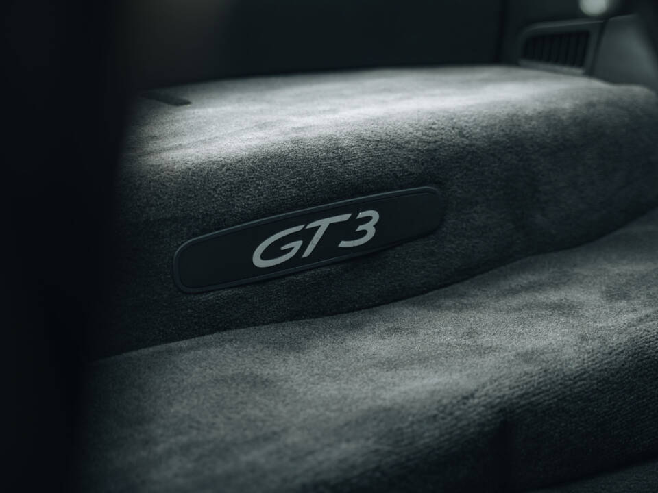 Imagen 61/79 de Porsche 911 GT3 (2000)