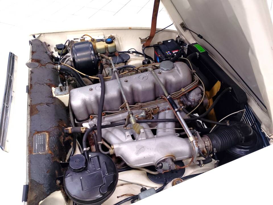 Bild 64/79 von Mercedes-Benz 230 SL (1965)