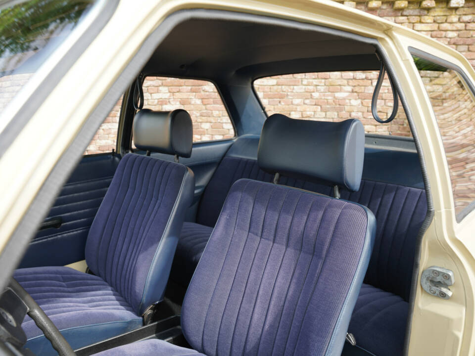 Bild 30/50 von Opel Ascona 1,2 S (1975)