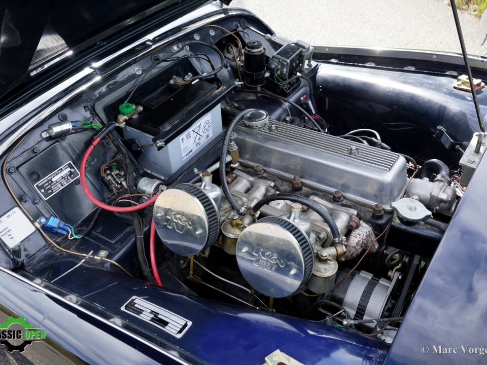 Image 18/46 of Triumph TR 3A (1958)