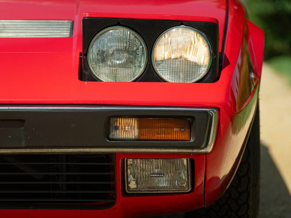 Image 33/50 de Ferrari 308 GT4 (1975)