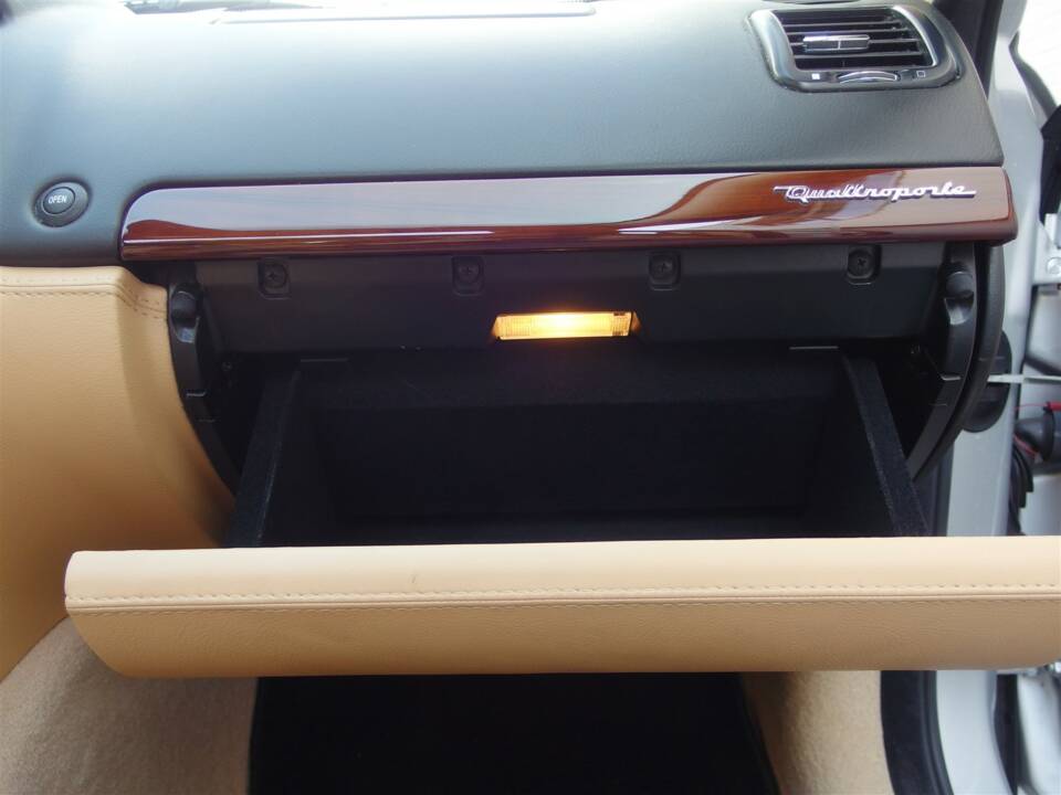 Bild 54/99 von Maserati Quattroporte 4.2 (2007)