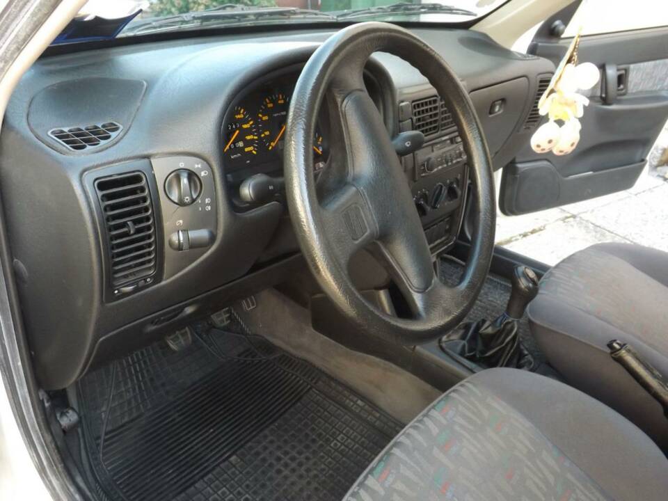 Afbeelding 9/50 van SEAT Cordoba 1.6i (1994)