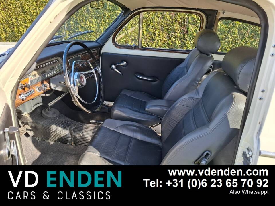 Image 24/41 of Volvo PV 544 Sport (1962)