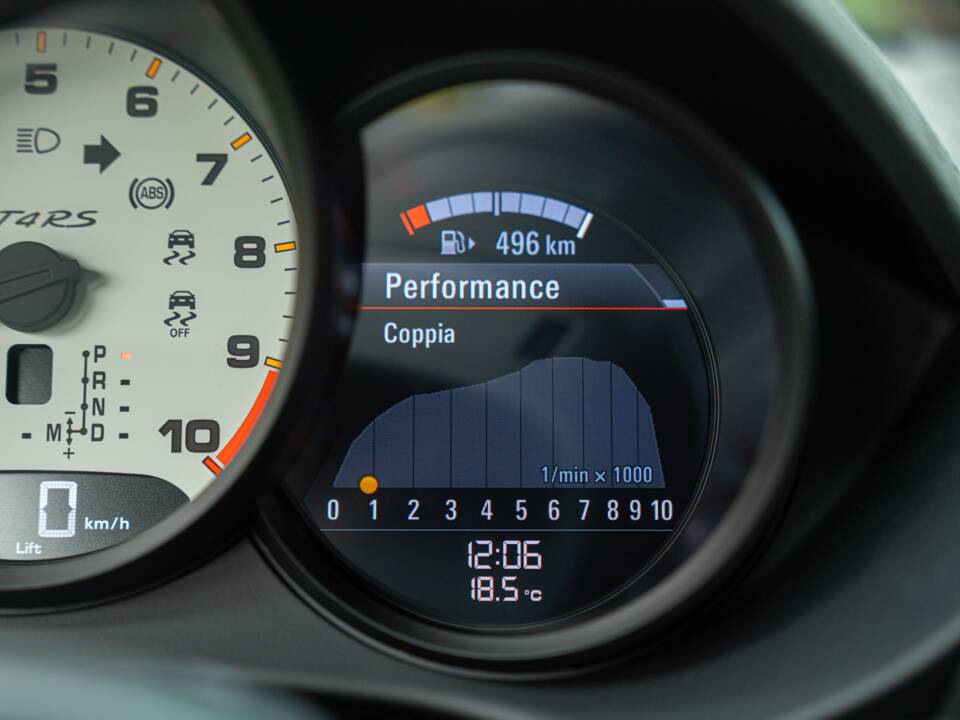 Image 46/100 of Porsche 718 Cayman GT4 RS Weissach (2024)