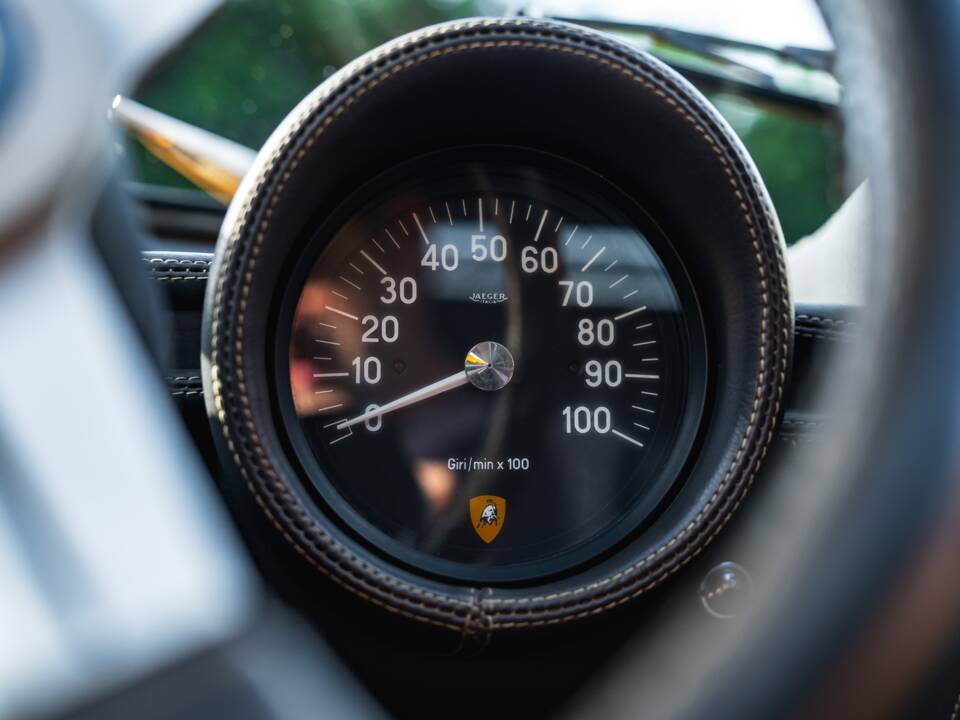 Afbeelding 24/56 van Lamborghini Miura P 400 S (1969)